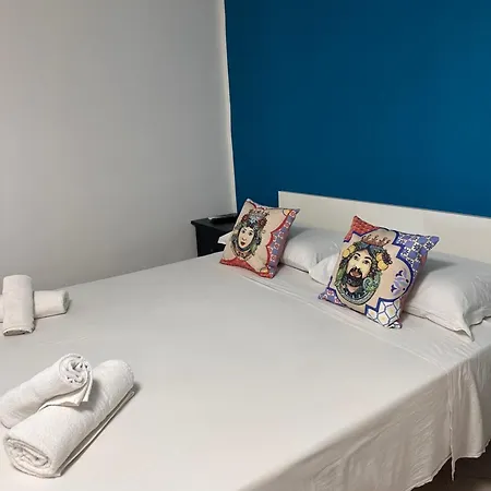 Apartment Valenti House