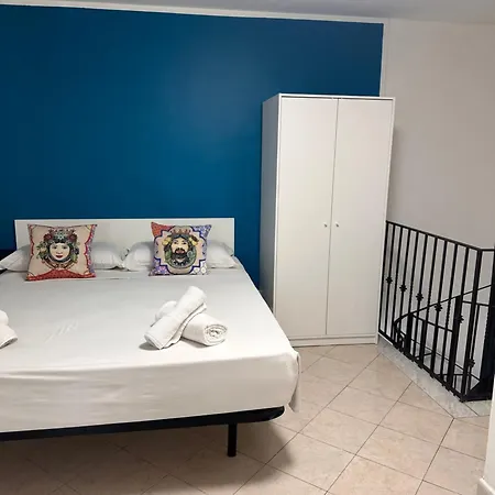 Valenti House Apartment